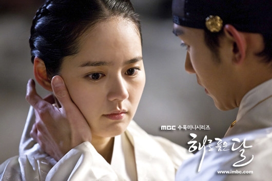 《擁抱太陽的月亮》被爆拍第二集