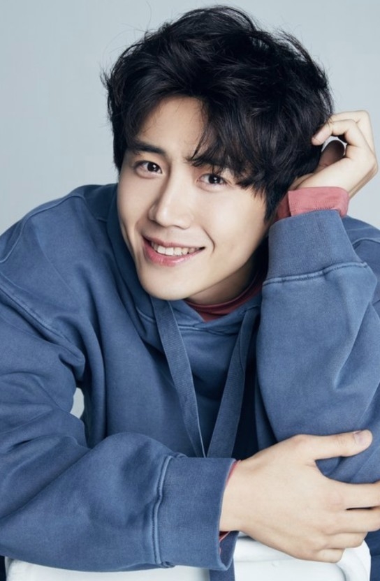 傳金宣虎&金智媛有望合作tvN新劇《Link》！