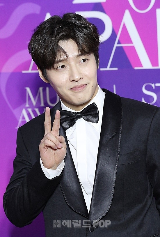 APAN Star Awards