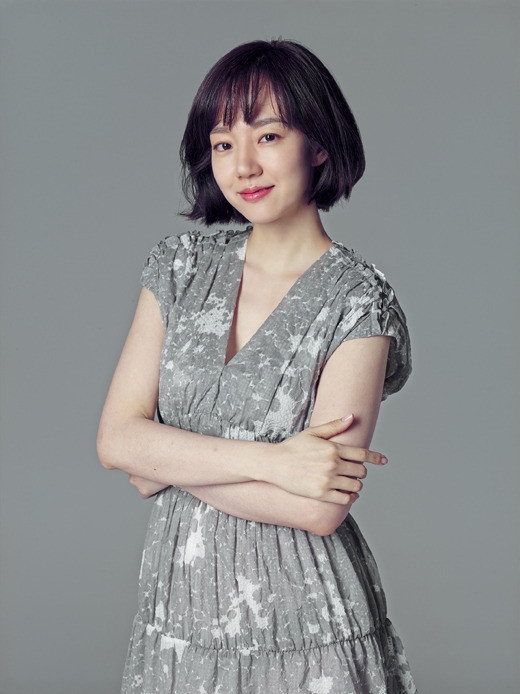 李棟旭&林秀晶主演電影《單身首爾》殺青