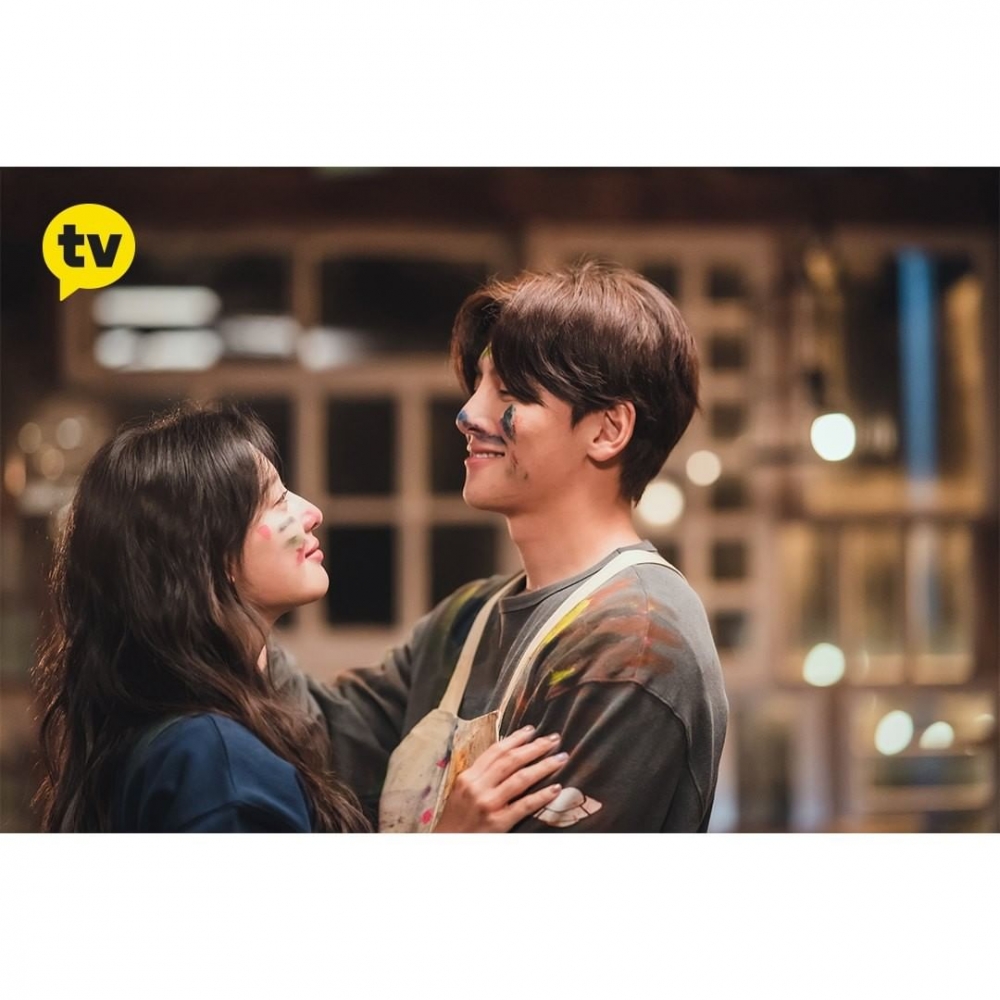 池昌旭&金智媛《愛在大都會》6場「親到忘我」火辣熱吻