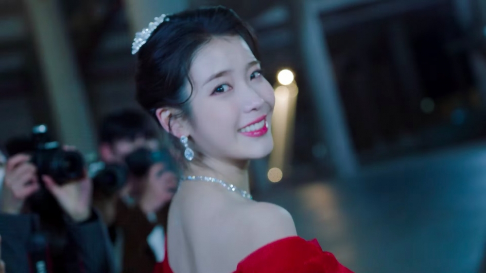 IU想向傳達正向的力量