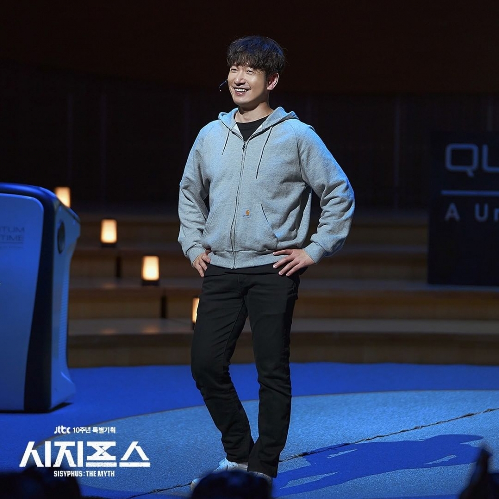 曹承佑&朴信惠JTBC新劇《西西弗斯：神話》劇照