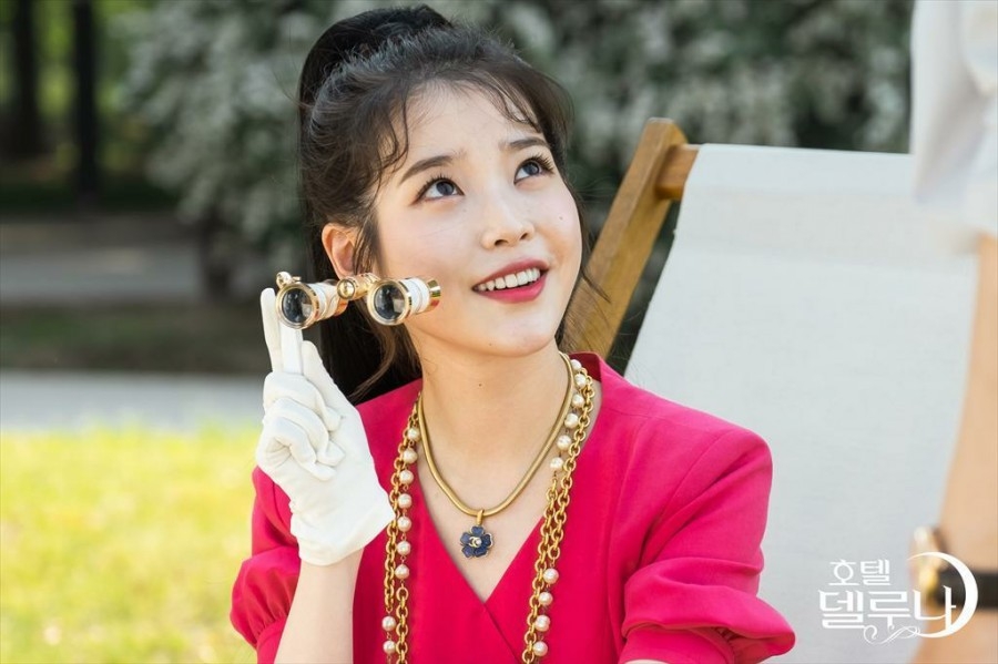 IU&呂珍九《德魯納酒店》將改編音樂劇