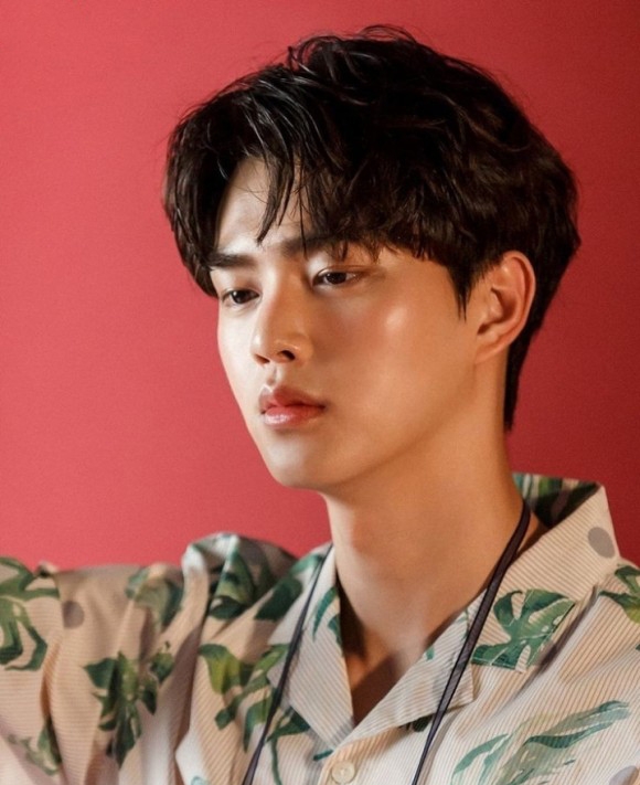 宋江有望飾演跟劉娜比同歲的學弟「朴宰彥」