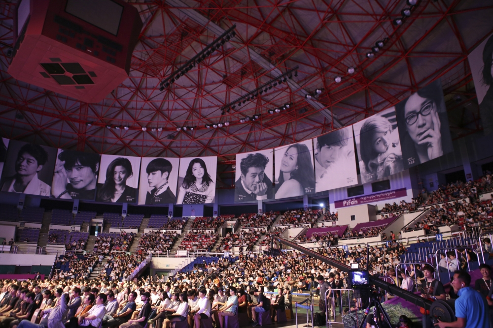 玄彬與孫藝珍2014年出席電影節