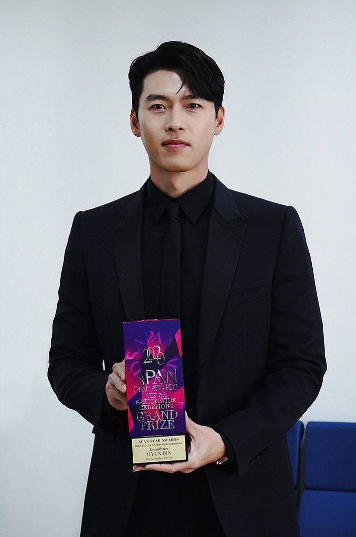 玄彬獲頒《2020 APAN STAR AWARDS》大賞