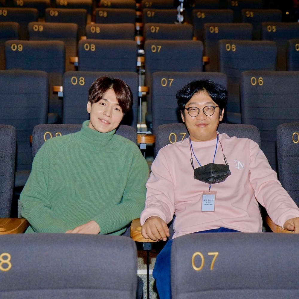 李棟旭&林秀晶主演電影《單身首爾》殺青