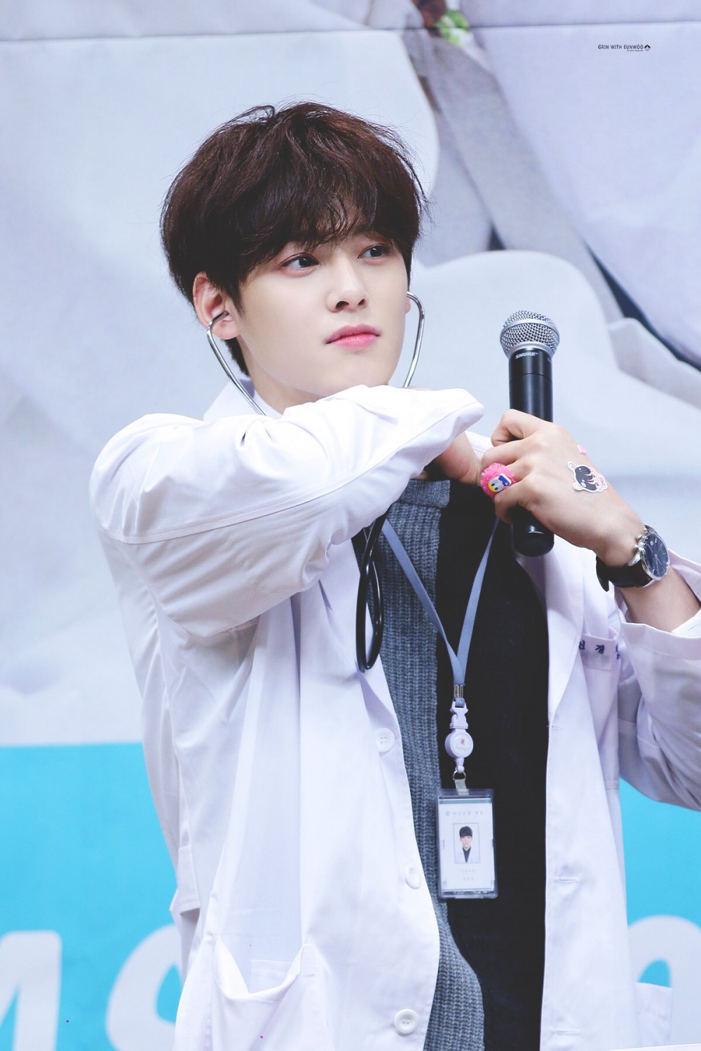 車銀優 醫生造型