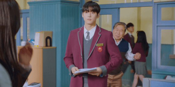 車銀優學生時期就是校草