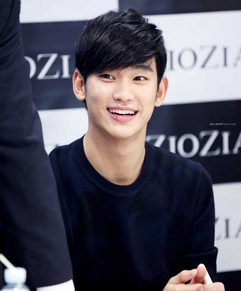 金秀賢有望飾演被迫成為殺人嫌疑犯的大學生「金賢秀」