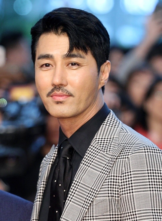 車勝元有望飾演唯一幫助金賢秀的三流律師「申重韓」