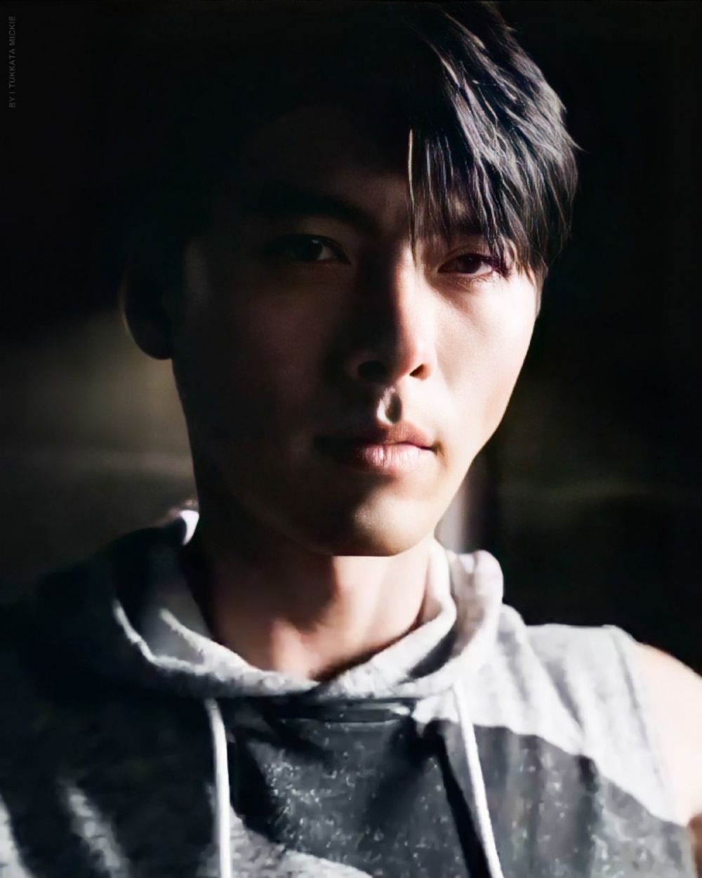 玄彬穿上運動服裝多了少年感