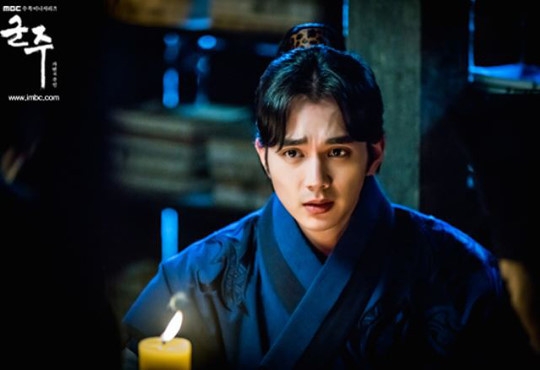 俞承豪有望主演KBS古裝劇《花開時想月》
