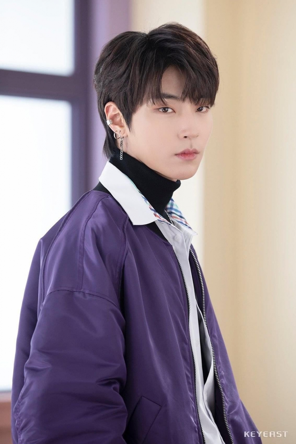 《女神降臨》「狐狸相」黃寅燁神似李準基掀熱議！網：再加上金宇彬的混合版