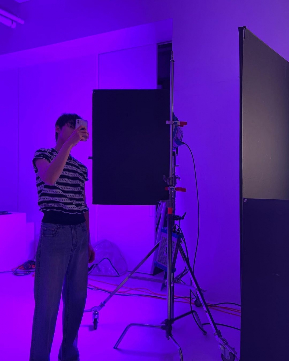 黃寅燁想嘗試成熟愛情戲？自爆不當演員人生規劃、更曾親自下廚為弟弟做飯