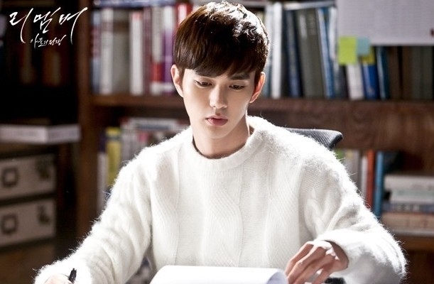 俞承豪有望主演KBS古裝劇《花開時想月》