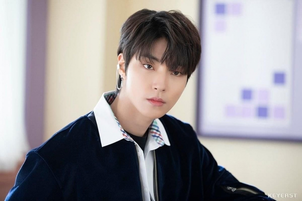 《女神降臨》「狐狸相」黃寅燁神似李準基掀熱議!網:再加上金宇彬的混合版