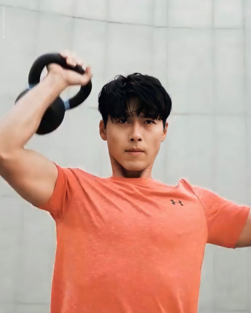 玄彬拍攝運動畫報展現好身材