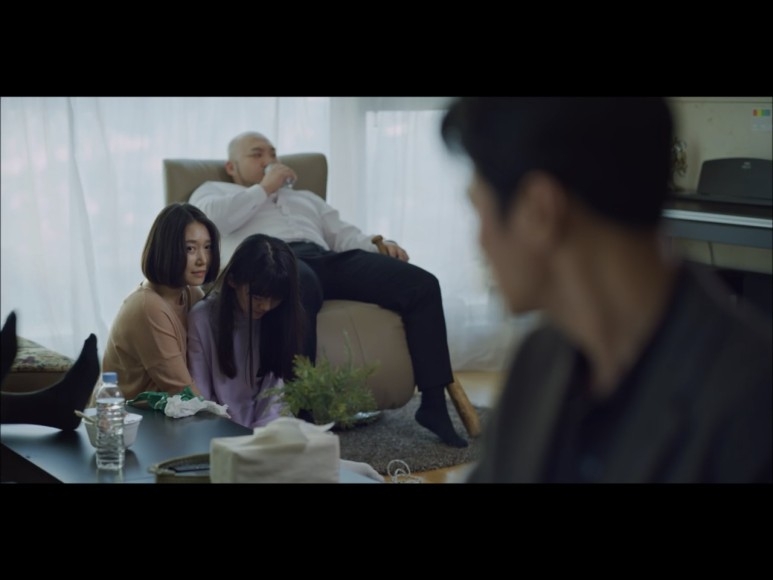 韓劇《Vincenzo》(黑道律師文森佐)第1、2集