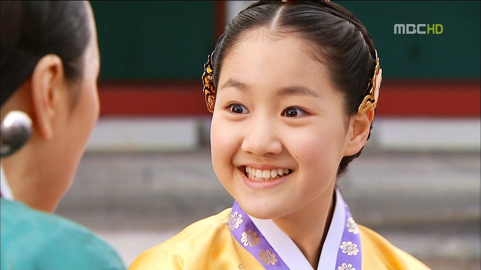 陳智熙在《擁抱太陽的月亮》中飾演「旼花公主」