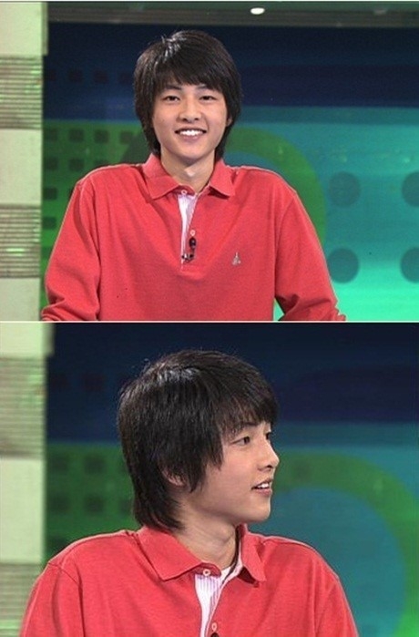 宋仲基大學生活照流出！防腐劑神顏令網友瘋狂、出道前更成立粉絲後援會～