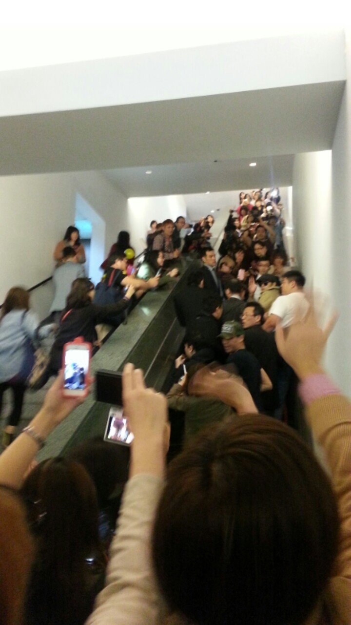 玄彬「機場被逮補」舊照