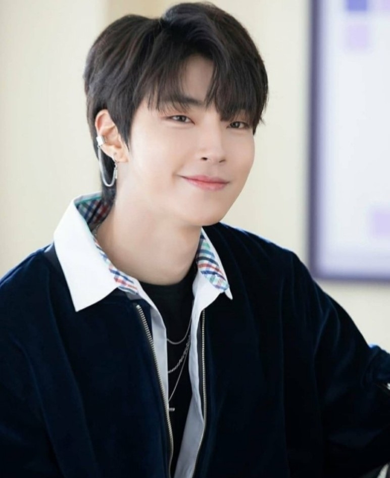 黃寅燁私下全身帥照大合輯