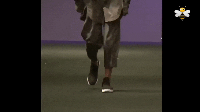 黃寅燁早期登時裝週T台！每個造型「走」出專屬風格、大秀長腿展完美比例❤