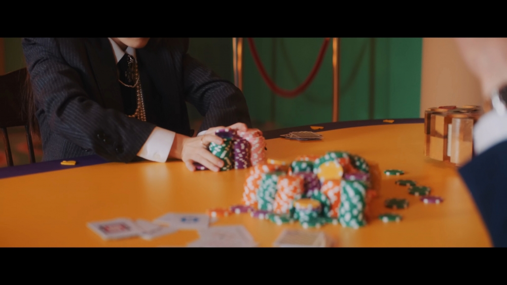 IU主打曲《Coin》預告