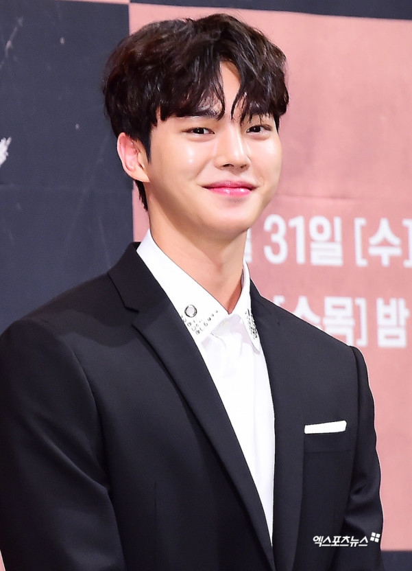 朴敏英&宋江有望合作JTBC新劇《社內戀愛殘酷史》