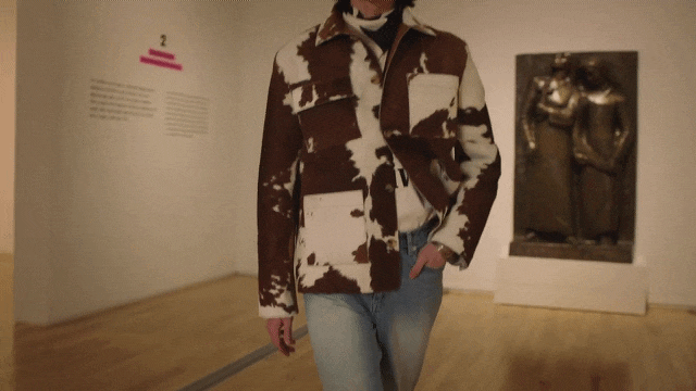 李鍾碩久違出席2021首爾時裝秀！魅惑中長髮、霸氣台步展現狂野氣勢～