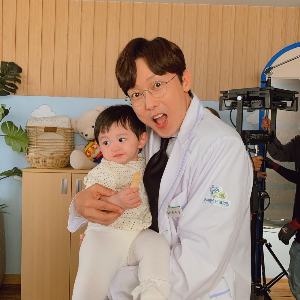 彩琳曾出演過《Oh My Baby》