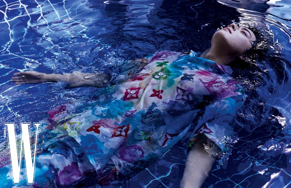 W Korea 車銀優時尚畫報