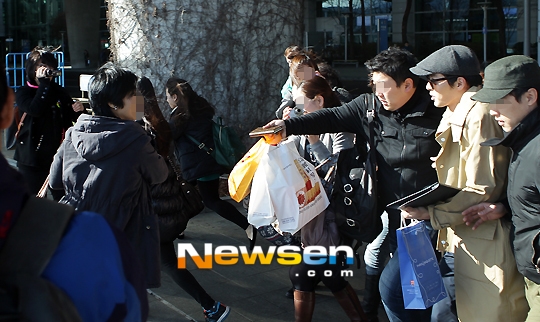 玄彬「機場被逮補」舊照