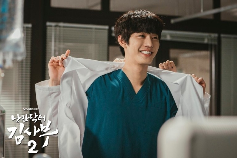 安孝燮有望主演甜寵新劇《社內相親》