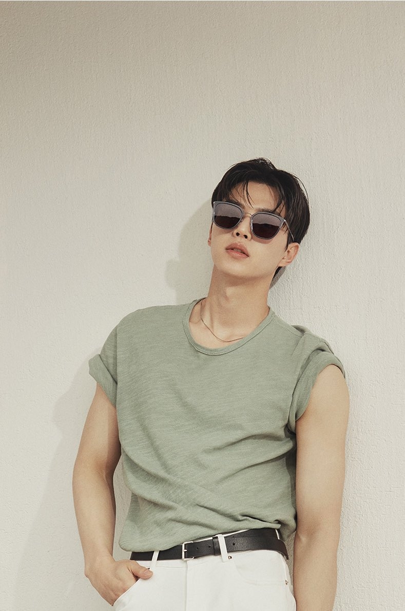 宋江代言眼鏡品牌