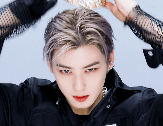 車銀優直拍「戴皇冠」