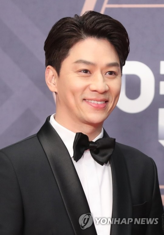 金來沅、李鍾碩、車銀優等人確定主演電影《分貝》