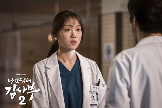 李聖經有望主演新劇《流星》(별똥별)
