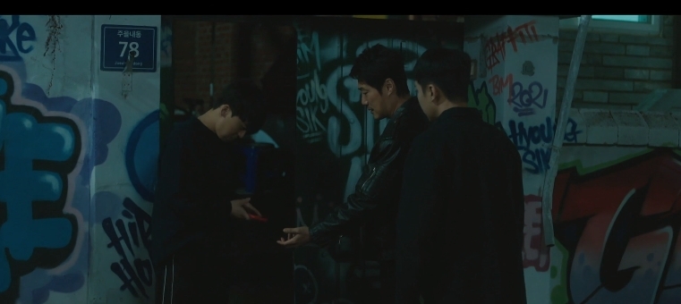 《Mouse / 窺探》第12-13集劇情