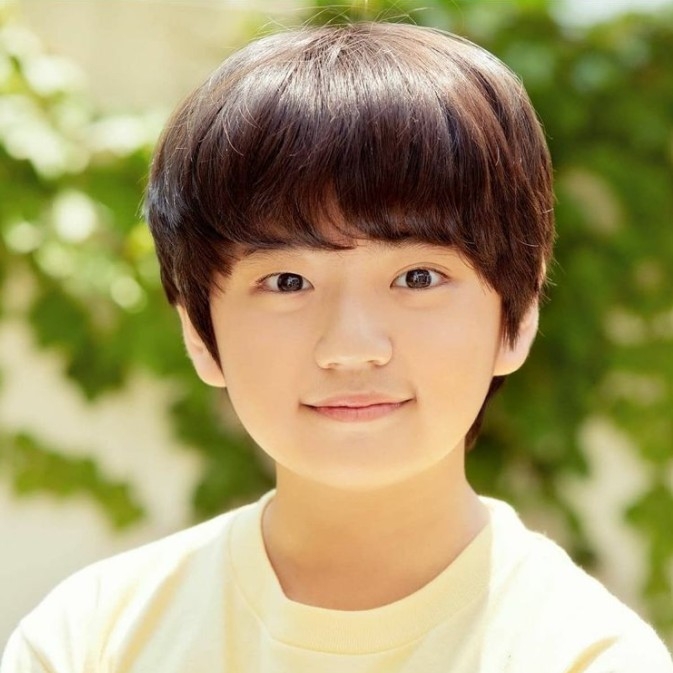 「雙校霸」黃寅燁、韓智賢狂掃「2021品牌顧客忠誠度大賞」新人獎！車銀優獲殊榮成演技豆