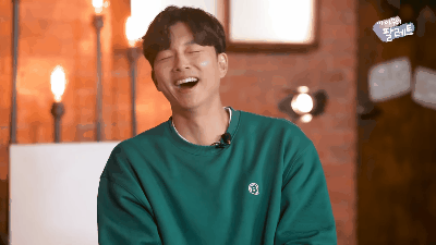 孔劉受邀＜IU’s Palette＞大談12年緣分叫「滿月姊姊」！反客為主改頻道為<孔劉的Wi-Fi>