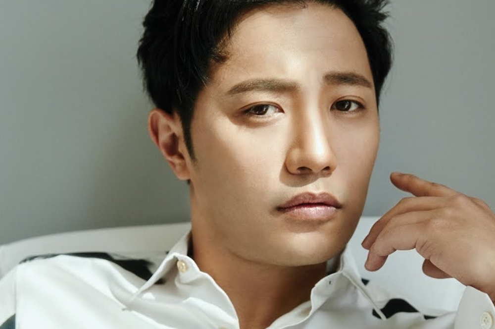 李鍾碩電影《魔女2》新造型曝光