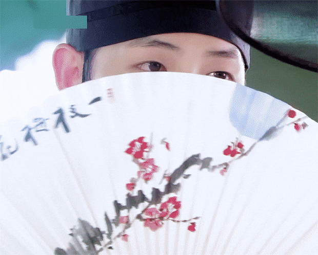 《黑道律師文森佐》宋仲基表現亮眼、經典作被翻出！網佩服：我媽到現在還叫他女林