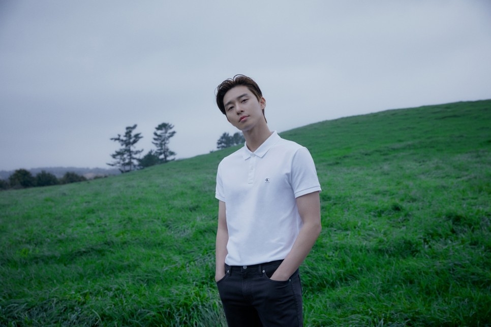 「國民男友LOOK」朴敘俊拍攝品牌清新慵懶畫報！全網秒戀愛：果真是人間名牌❤