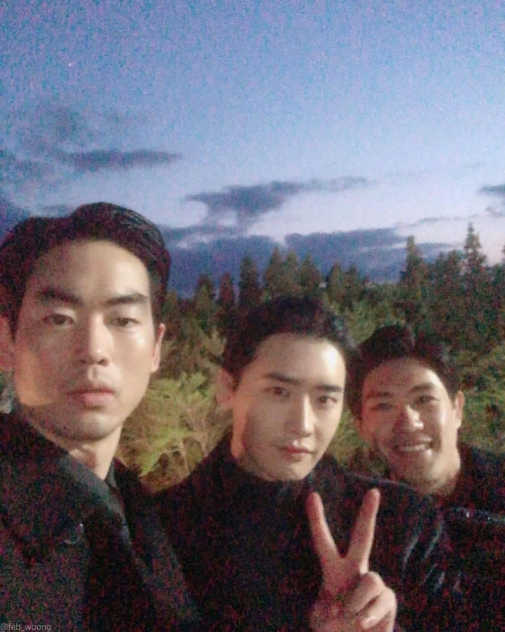 李鍾碩電影《魔女2》新造型曝光