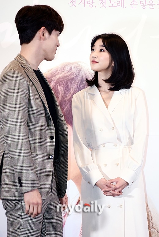 金正賢3年前《時間》與徐玄「零接觸」原因曝光!全因前女友徐睿知:肢體接觸no no