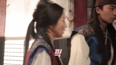 徐睿知早期透漏和朴敘俊「互相冷處理」!拍《花郎》吻戲尷尬零對話