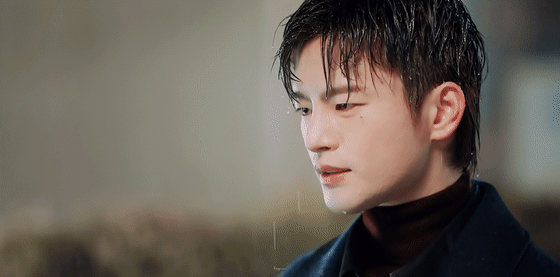 《某一天滅亡來到我家門前》吻戲